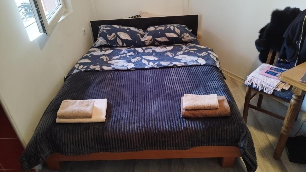 Small Apartment Private Bathroom Strong Wi-Fi Belgrad Exteriör bild
